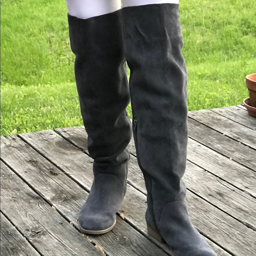 Over-the-Knee grey suede Michael Shannon boots
